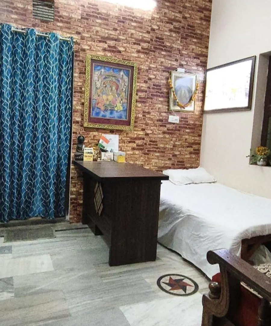 Konukevi Sri Nidhi Homestay Varanasi Hindistan